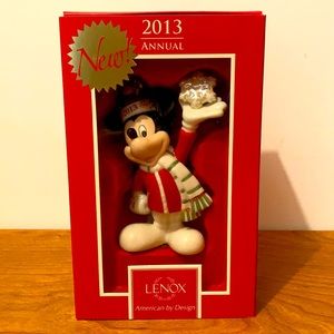 2013 Lenox Disney Mickey Snowflake Ornament; new in box